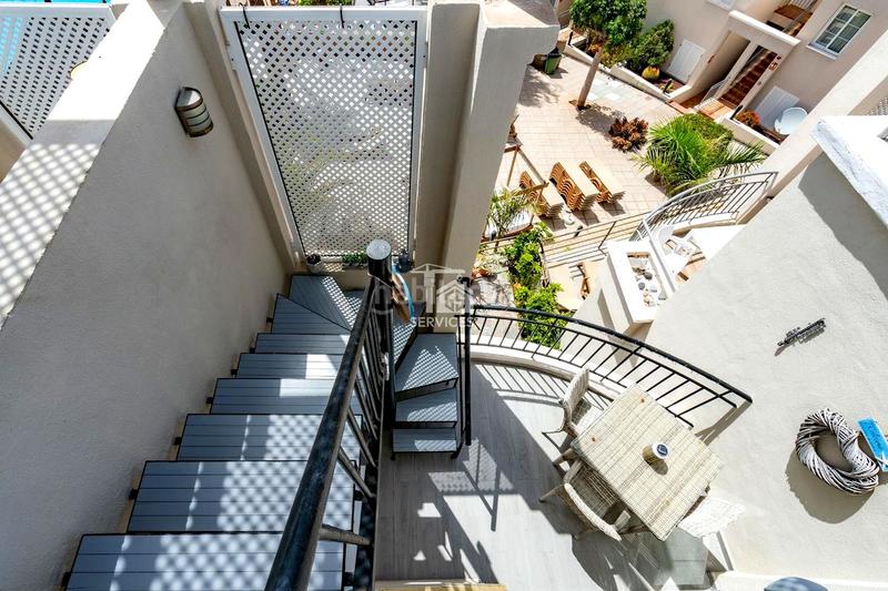 Foto d160699d-2844-4238-96bb-4cfb34bee381. Appartement dans parís 1 dans Playa de Fañabé Adeje