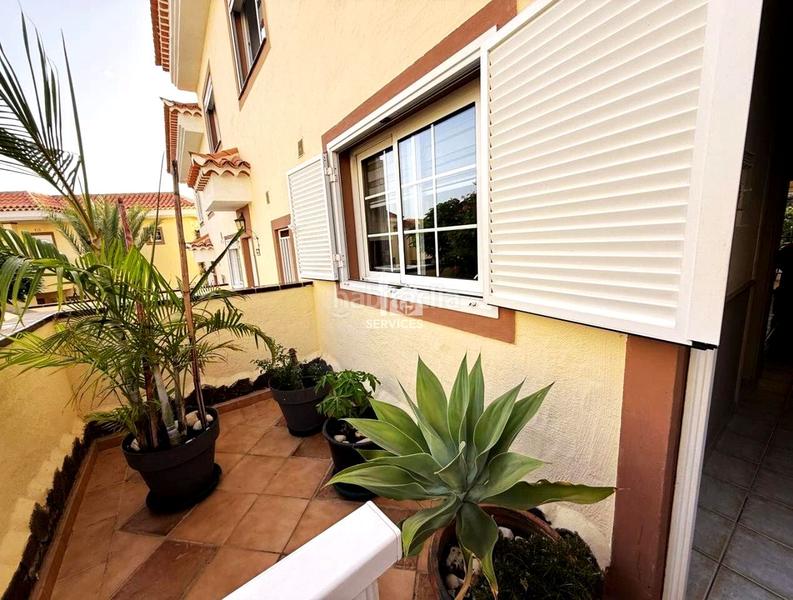 Foto 07b8285f-576d-49d1-b3a0-2391fd54d3c2. Casa a schiera in tinguafaya 1 in Chayofa Arona