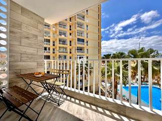 Piso  Arquitecto gómez cuesta 4. Apartamento en torres de yomely, playa de las américas