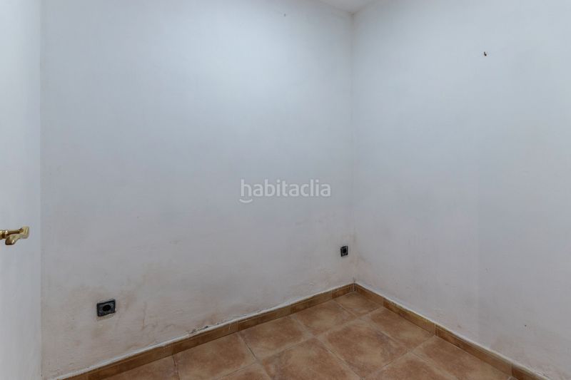 Foto bfcec215-e579-4f3d-8ed4-851777c01a8d. Local comercial a Centro Portugalete
