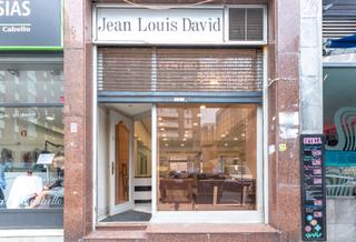 Local commercial à N/a