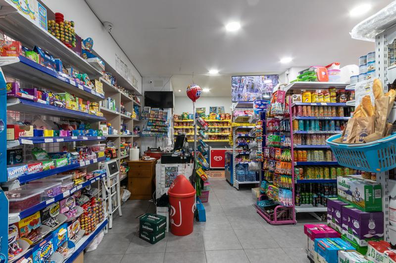 Foto daf079d0-814e-44cd-8660-77a8e93dad44. Local comercial en madariaga etorbidea 47 en San Pedro de Deusto - La Ribera Bilbao