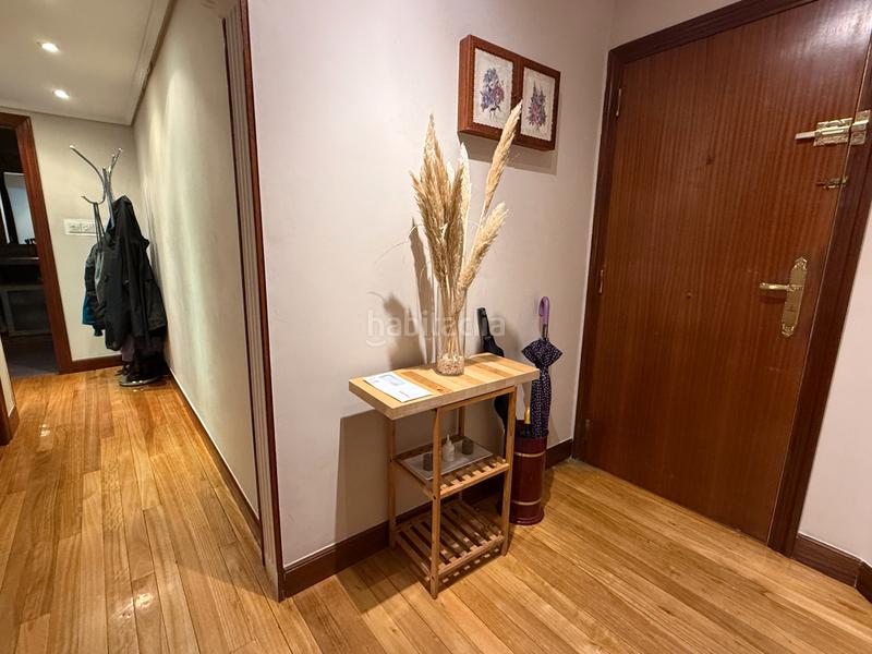 Foto 293ed31e-53d5-48fd-a5f4-9f47e0c03580. Appartement dans menendez y pelaio kalea 11 dans Centro-Ariz-Uribarri Basauri