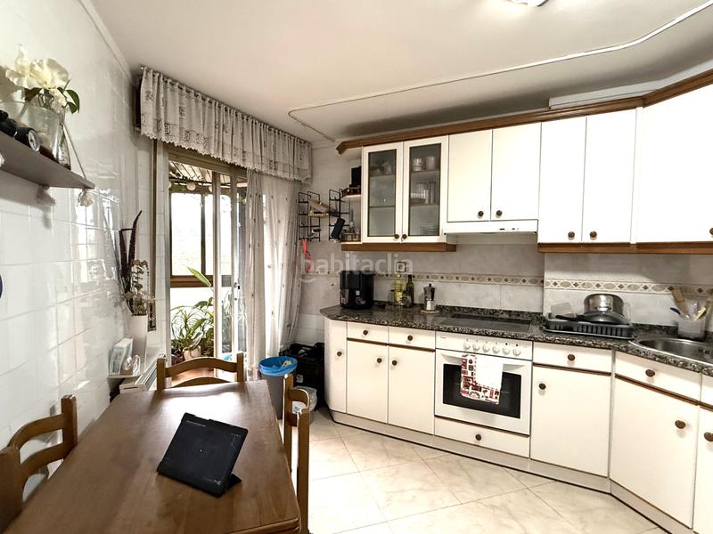 Foto 624c5df7-4e22-4ff3-aef0-3a465c6da622. Appartement dans menendez y pelaio kalea 11 dans Centro-Ariz-Uribarri Basauri