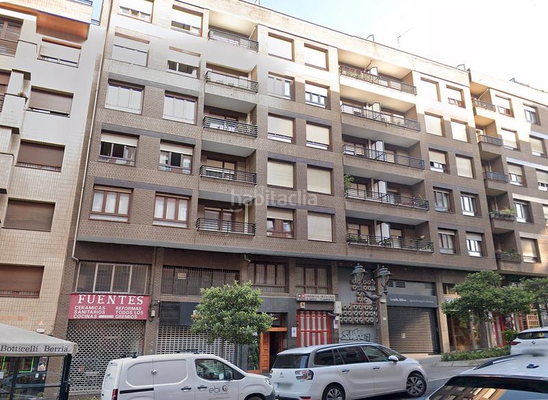 Foto be225b04-ffc1-4a71-b5d9-bd5f59db3145. Piso en San Pedro de Deusto - La Ribera Bilbao
