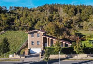 Chalet  Sautuolabarri kalea