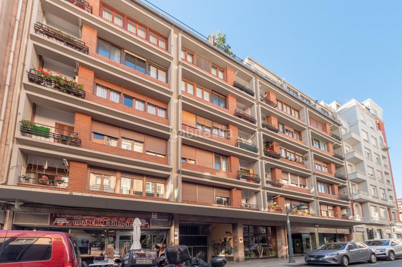 Foto 91a70fea-c0d5-41a8-a04e-f3e274ab773d. Appartamento con riscaldamento in Sabino Arana-Jesuitas Bilbao