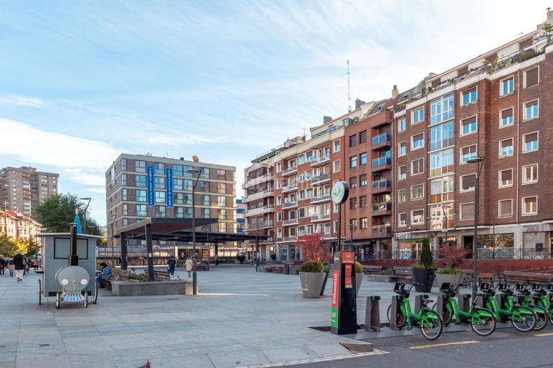 Foto 5ed82740-13d6-4f60-93d5-86e10bf4fbf0. Etagenwohnung mit heizung in San Pedro de Deusto - La Ribera Bilbao