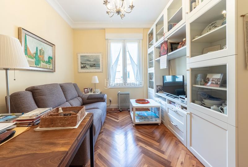 Foto 19bb4c66-b9c0-4e8e-bd7e-b562d9e93fe5. Flat with heating in San Pedro de Deusto - La Ribera Bilbao