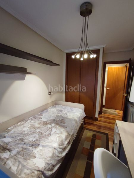 Foto a83b0f33-248e-4a36-ac74-10cc57da0d61. Pis amb calefacció aparcament a San Pedro de Deusto - La Ribera Bilbao
