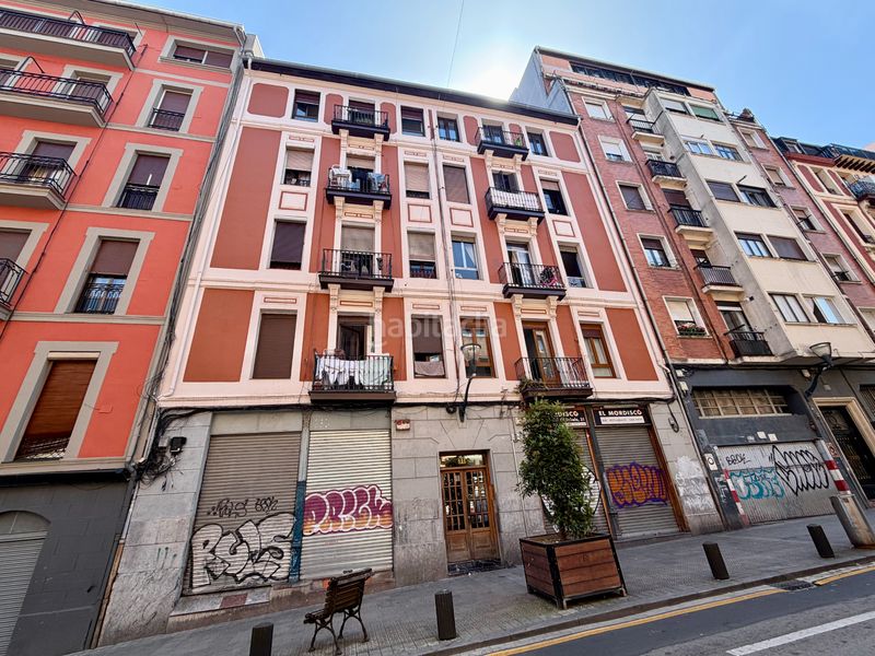 Foto f55ce07e-f660-4515-bf62-4b1aef2ca2a7. Pis amb calefacció a Zabala Bilbao