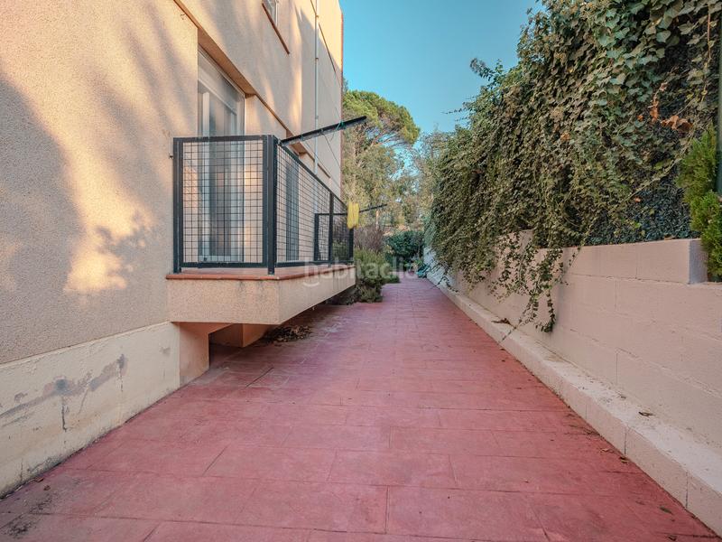 Foto 6a7e1299-0ee4-47f3-b474-599e0e8b8111. Casa a schiera in avinguda països catalans 30 in Caldes de Malavella