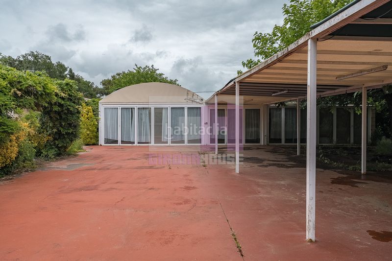 Foto e5f08f61-6c3f-4cab-8e0a-72fa4a37fc47. Casa amb xemeneia calefacció aparcament a Caldes de Malavella