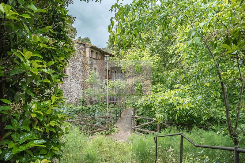 Foto fcf87f44-f62f-42fb-aefe-ec73a7c764da. Casa amb xemeneia calefacció aparcament a Caldes de Malavella