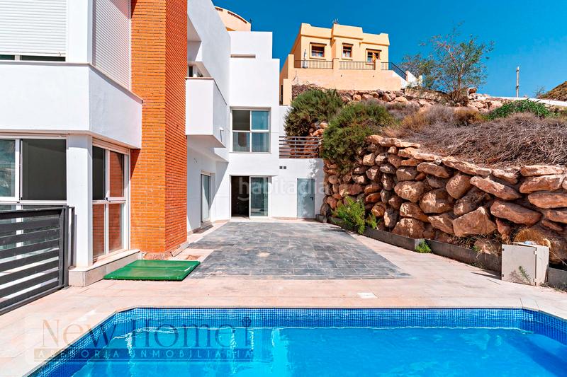 Foto ad5d3dca-9643-4cc4-a72b-d144deebd8ce. Xalet amb aparcament piscina a La Envía Vícar