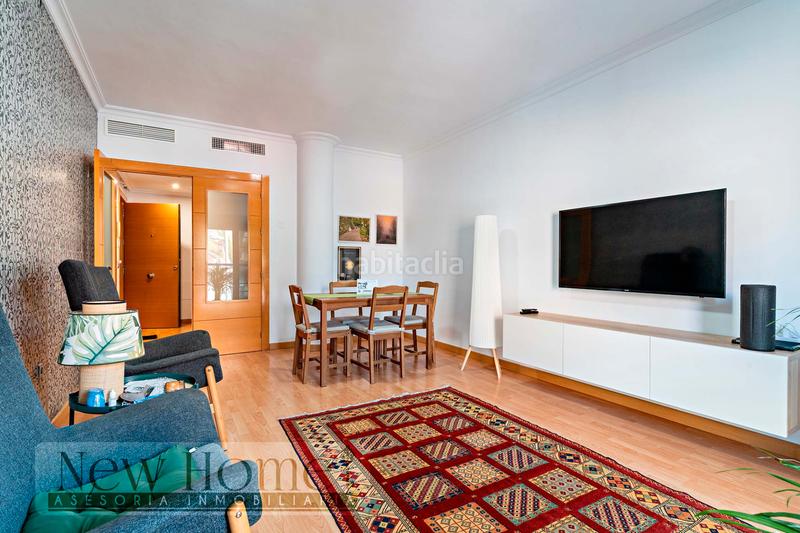 Foto 0e7ae451-4155-4de3-aa71-a57701e16a49. Piso  en venta en calle salinas en El Puerto - La Romanilla Roquetas de Mar