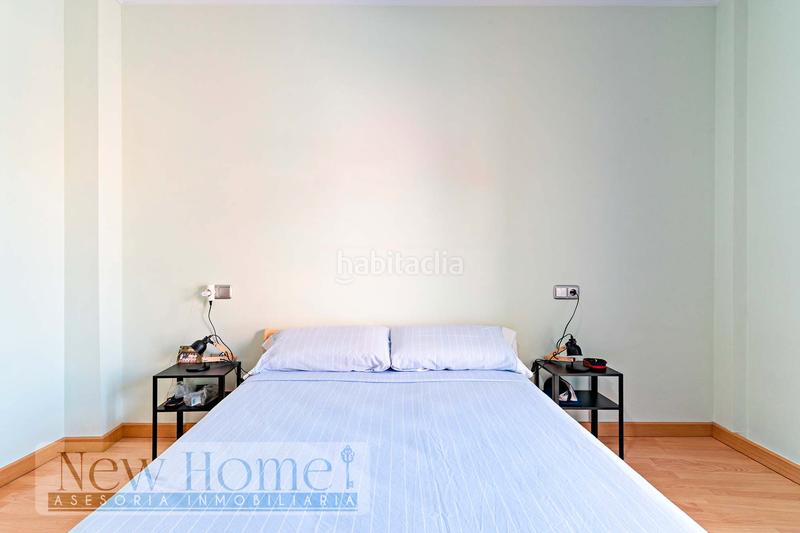 Foto 3614cc55-d09e-44f1-abe3-47506e2b3ce0. Piso  en venta en calle salinas en El Puerto - La Romanilla Roquetas de Mar