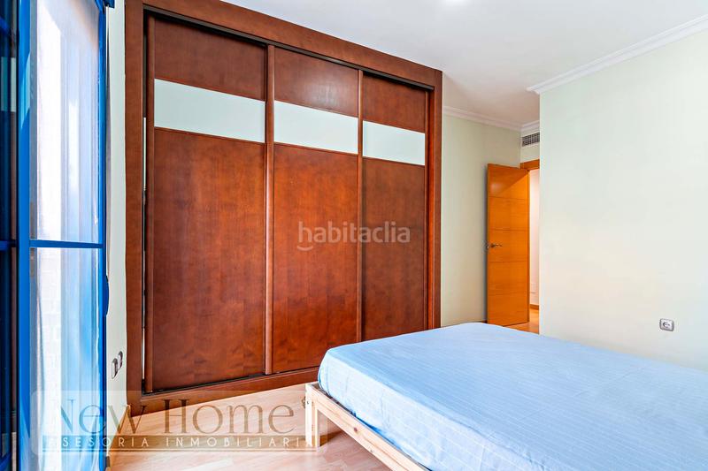 Foto 377acb32-2aa2-4567-ba23-1918071de77e. Piso  en venta en calle salinas en El Puerto - La Romanilla Roquetas de Mar