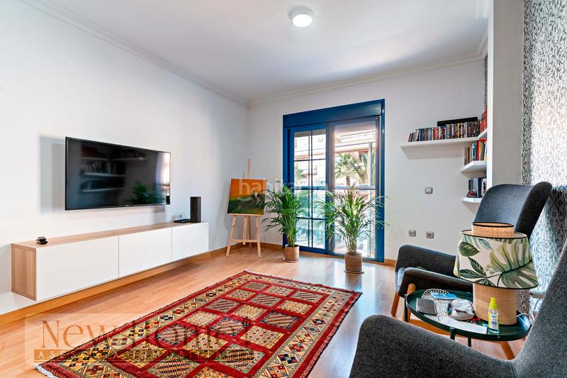 Foto 4edadc1e-8faa-48f0-8df6-8f107d4afbb9. Piso  en venta en calle salinas en El Puerto - La Romanilla Roquetas de Mar