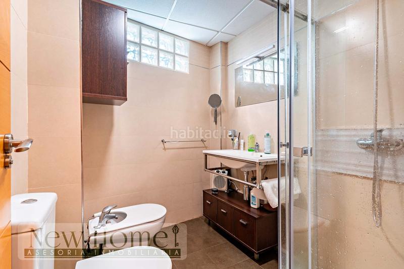 Foto 898e3415-d328-48d6-9186-64beea2fe0e5. Piso  en venta en calle salinas en El Puerto - La Romanilla Roquetas de Mar