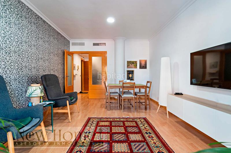 Foto ae0d757d-0fff-433a-b047-6aefc0ed19df. Piso  en venta en calle salinas en El Puerto - La Romanilla Roquetas de Mar