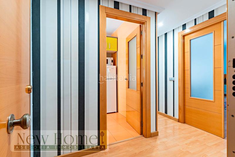 Foto dd7ef156-18ff-4fce-9b30-65566316a759. Piso  en venta en calle salinas en El Puerto - La Romanilla Roquetas de Mar