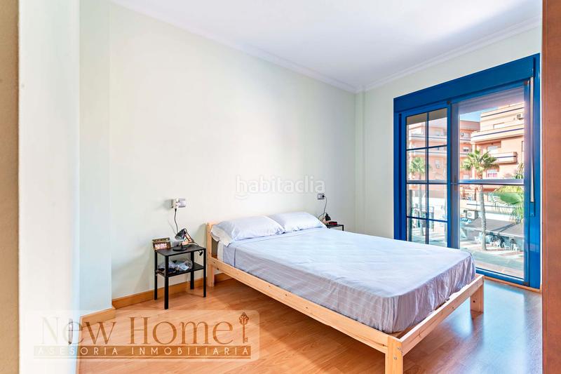 Foto f394d755-c607-4684-b9a9-3389bd99399d. Piso  en venta en calle salinas en El Puerto - La Romanilla Roquetas de Mar