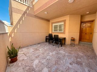 Casa a Calle la molina 77. Dúplex en venta en la zona de la molina