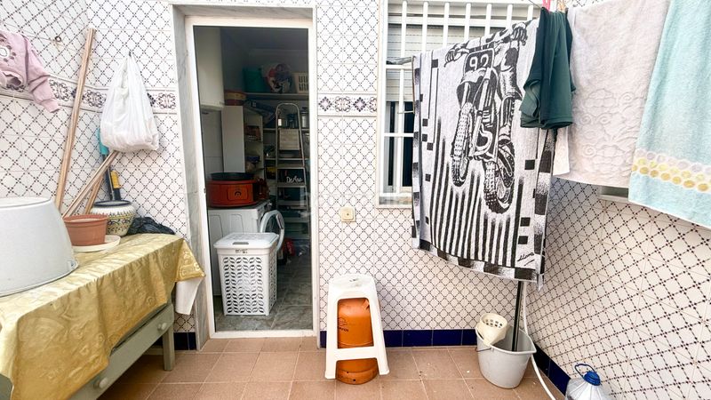 Foto f9a222fa-88c2-4edb-a49b-766b460bfb69. Casa adossada a Roquetas pueblo Roquetas de Mar