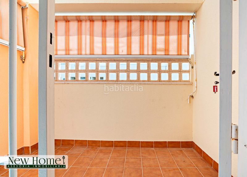 Foto 0594b667-ffb5-4f86-aec6-fc1e8aaab208. Pis amb aparcament piscina a Roquetas pueblo Roquetas de Mar