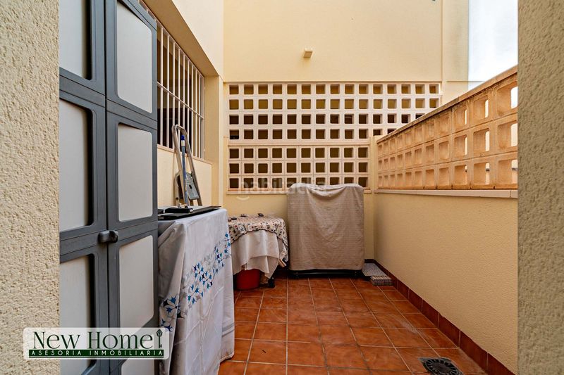 Foto ca6e4cad-67ff-45b9-9d17-ddcbc831762f. Pis amb aparcament piscina a Roquetas pueblo Roquetas de Mar