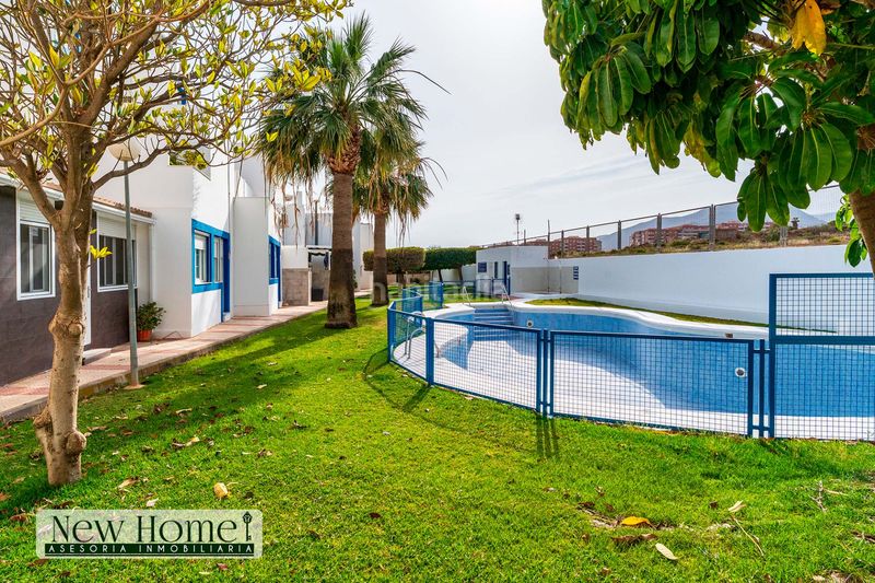 Foto 25a024a9-cae9-4999-88b1-87363483169e. Casa adossada amb aparcament piscina a Aguadulce Norte Roquetas de Mar