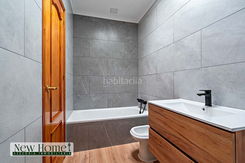 Foto f4cde0a6-c280-463c-bd99-d13a7a448b49. Casa adossada amb aparcament piscina a Aguadulce Norte Roquetas de Mar