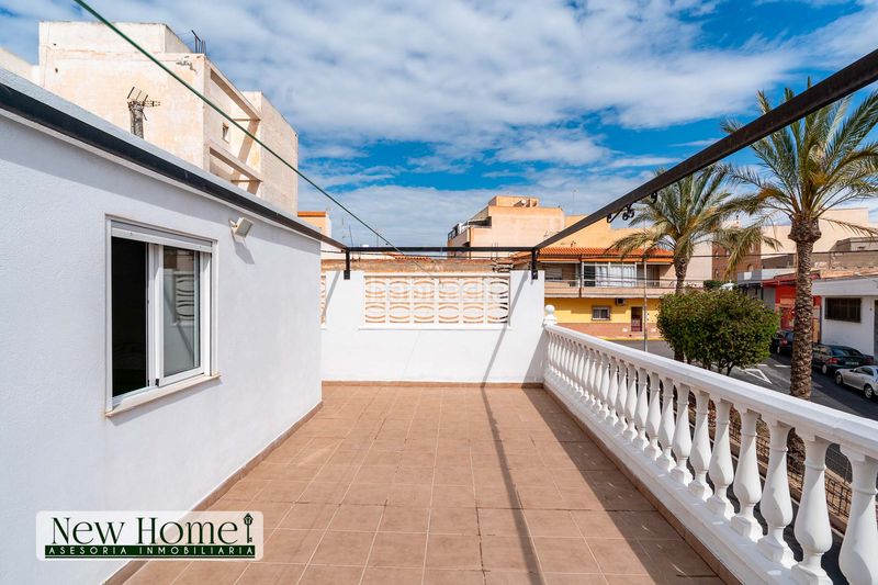 Foto 0aa92c4b-b519-487c-a78b-79bd989467ac. Casa a Roquetas pueblo Roquetas de Mar