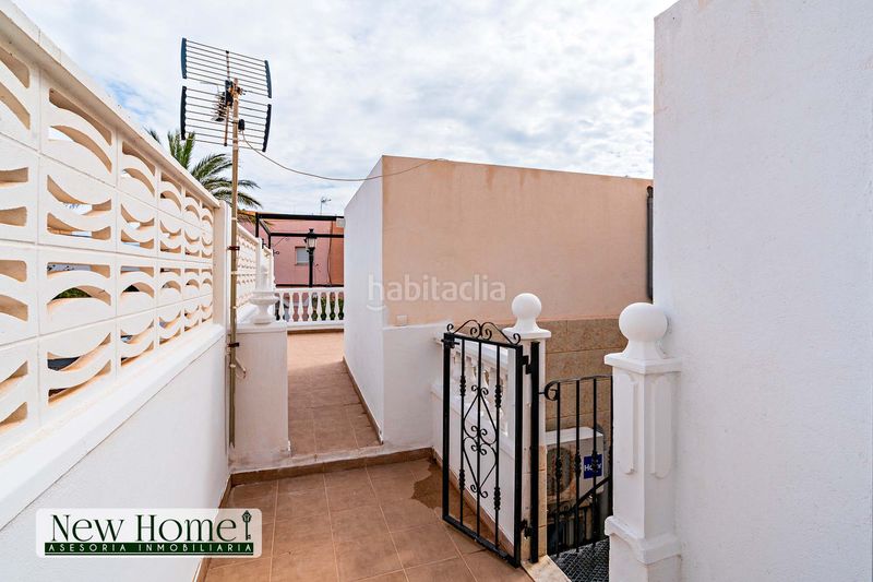 Foto 7265f1d4-a3b3-4950-be69-dc72732dd2a5. Casa a Roquetas pueblo Roquetas de Mar