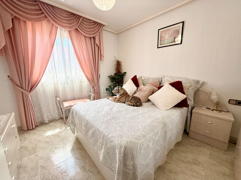 Foto f2acd0cf-228e-4eda-b570-6915a342f05e. Casa a Roquetas pueblo Roquetas de Mar