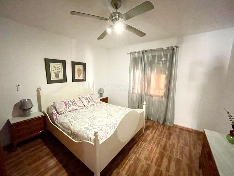 Foto bcfb9645-51ab-4a42-a68f-b84f1b88599c. Casa amb aparcament a Roquetas pueblo Roquetas de Mar