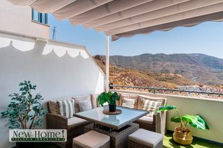 Etagenwohnung  Calle de las higueras. Apartamento completamente reformado con terraza, vistas al mar,