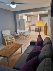 Pis  Avenida de carlos iii. Vivienda reformada de 2 dormitorios en el centro de aguadulce