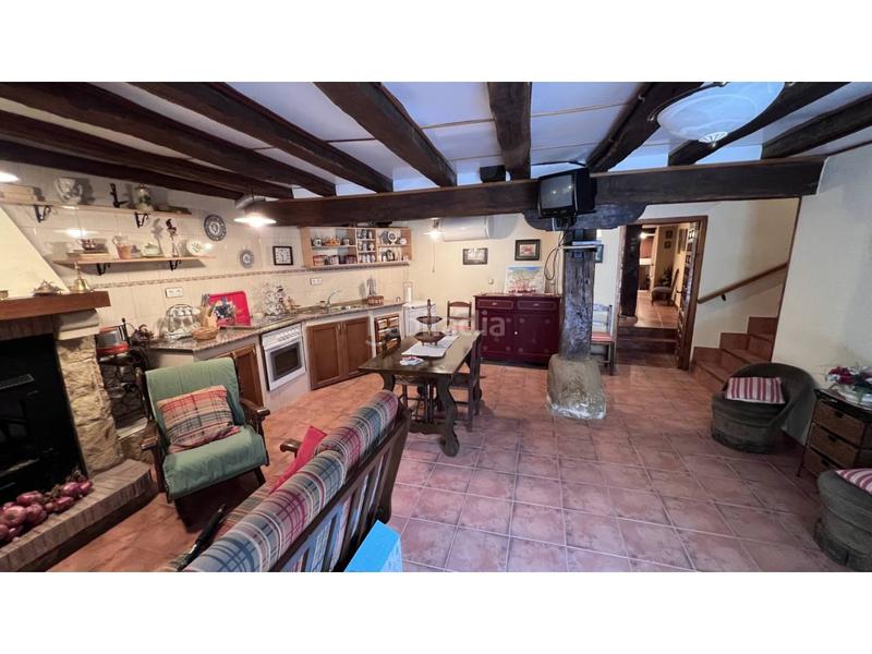 Foto 7ae3c21d-7a52-4232-aeb9-a57f8b27f86a. Casa bifamiliare in real 4 in Merindad de Sotoscueva