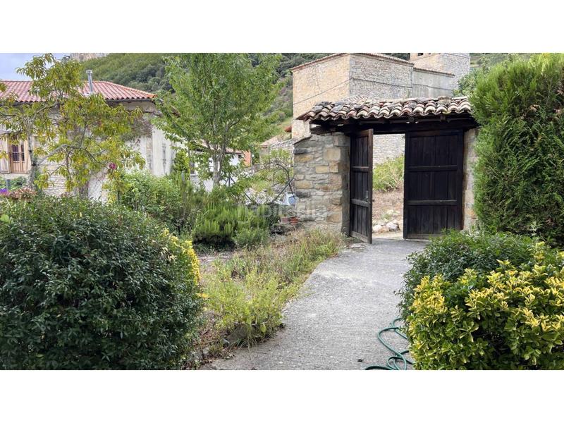 Foto c6f03b6b-49a3-4dfe-9b0c-7d21efee79ef. Casa bifamiliare in real 4 in Merindad de Sotoscueva