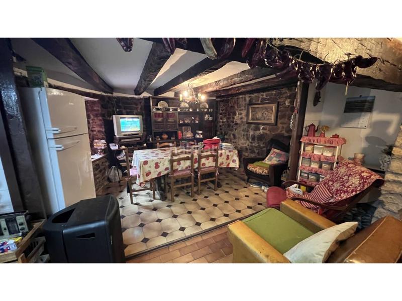 Foto edcb8d5c-2aec-40a1-b890-f40537b753ec. Casa bifamiliare in real 4 in Merindad de Sotoscueva