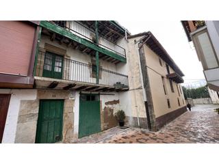 Casa a Nuño rasura 11. Casa para reformar en el barrio judio de espinosa de los montero