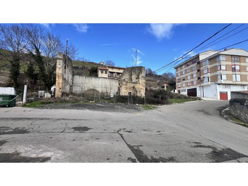 Foto 8453c07d-b635-4691-8beb-204b009228b8. Finca rústica a calle el pedrero 12 a Espinosa de los Monteros
