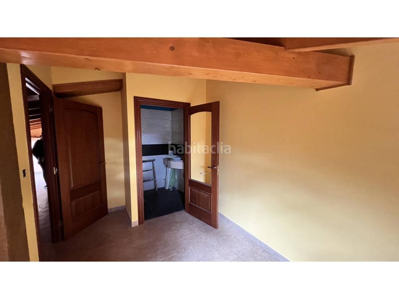 Foto 1a885186-48aa-4d66-b56a-ae7cdd2db2bd. Casa in plaza los madrileños 4 in Merindad de Montija