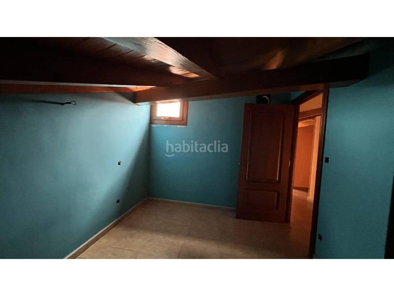 Foto 76823225-bf6a-4a48-82cc-3c5e2e4534dd. Casa in plaza los madrileños 4 in Merindad de Montija