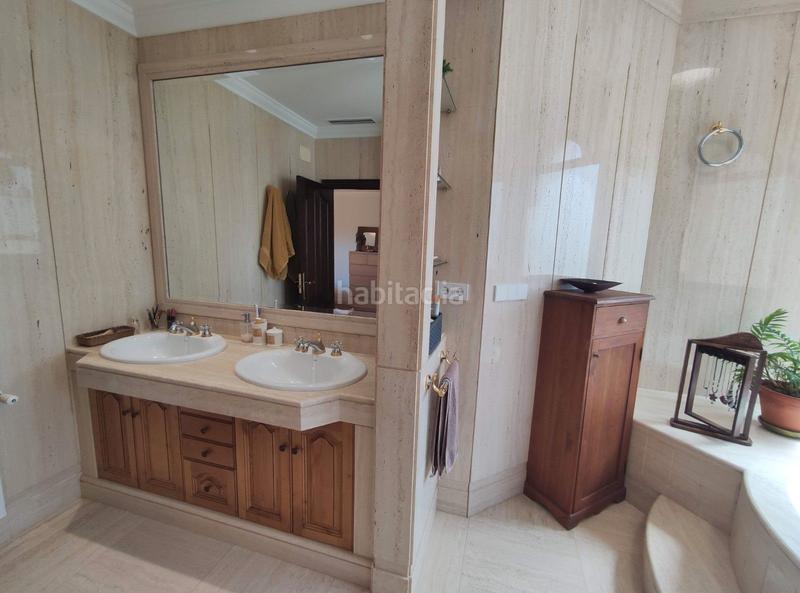 Foto 3bcb078d-1132-429e-8014-80f03258f488. Chalet avec parking piscine dans Alzabares Elche / Elx