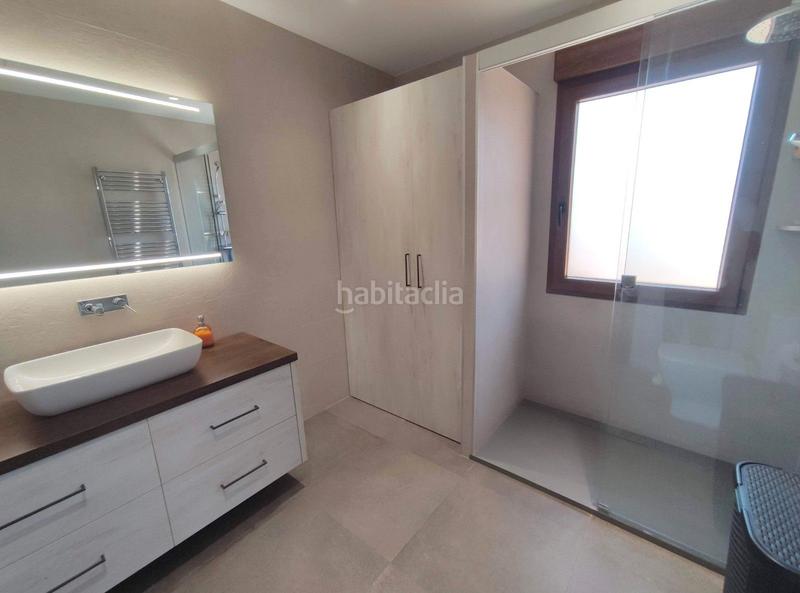 Foto 8df1d8c5-4d47-4fc5-beaf-ae32a9006c48. Chalet avec parking piscine dans Alzabares Elche / Elx