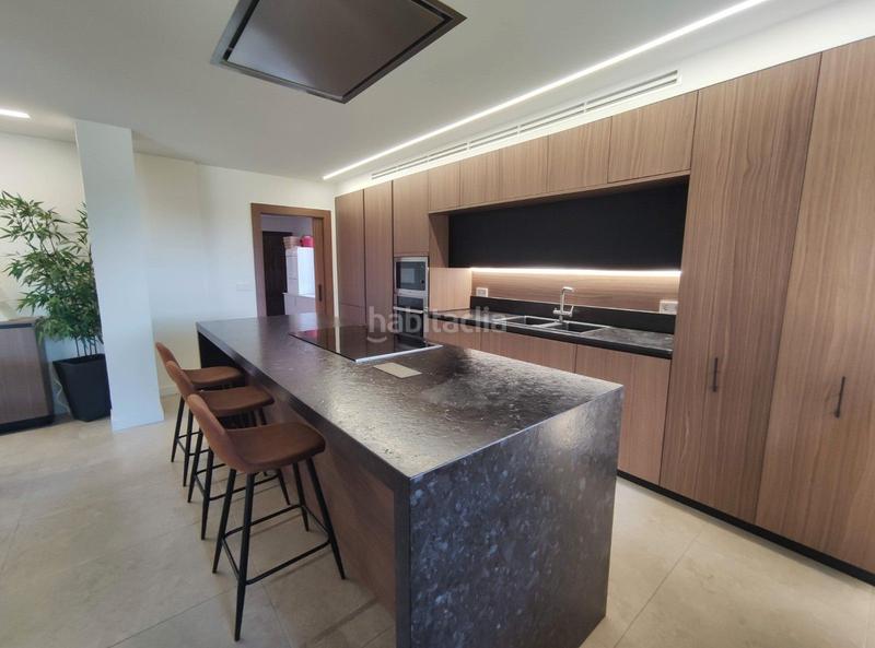 Foto d0e8ff10-3201-4985-8b9b-a68120ba4fbc. Chalet avec parking piscine dans Alzabares Elche / Elx