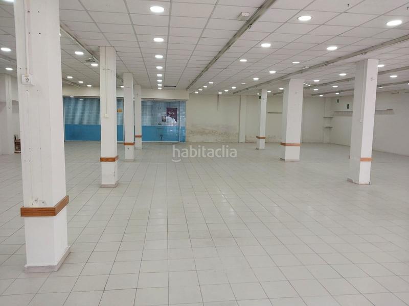 Foto 53cebaf2-f757-4c5b-93c7-cd6cb4a668b2. Affitto locale commerciale in Catral